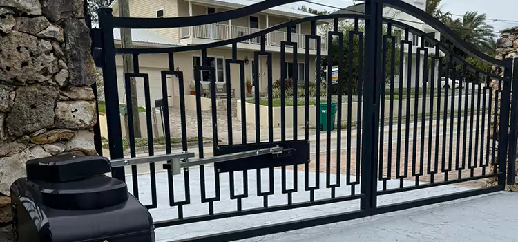 Swing Gate Opener with Keypad La Porte